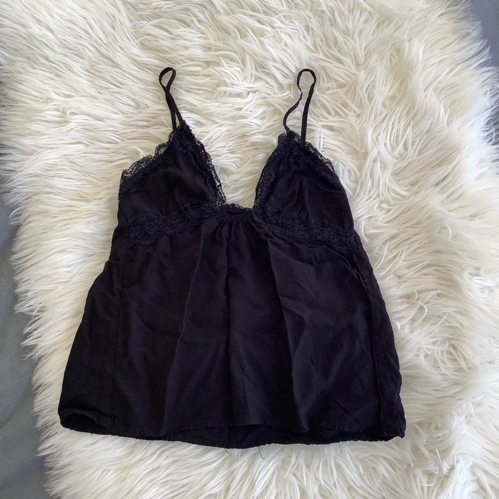Valija Flowy Black Tank